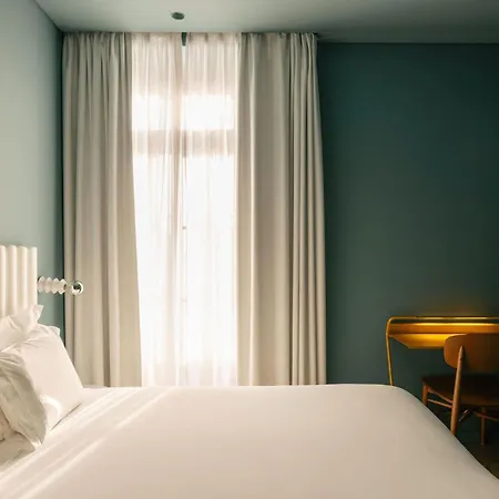 Esqina Cosmopolitan 4*