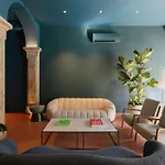Esqina Cosmopolitan Hotel