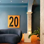 Esqina Cosmopolitan Отель 4*