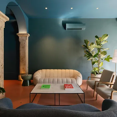 Hotell Esqina Cosmopolitan 4*