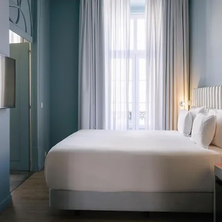 Esqina Cosmopolitan Отель 4*