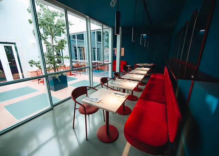 Esqina Cosmopolitan Hotel 4*