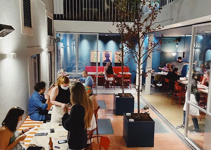 Hotel Esqina Cosmopolitan 4*