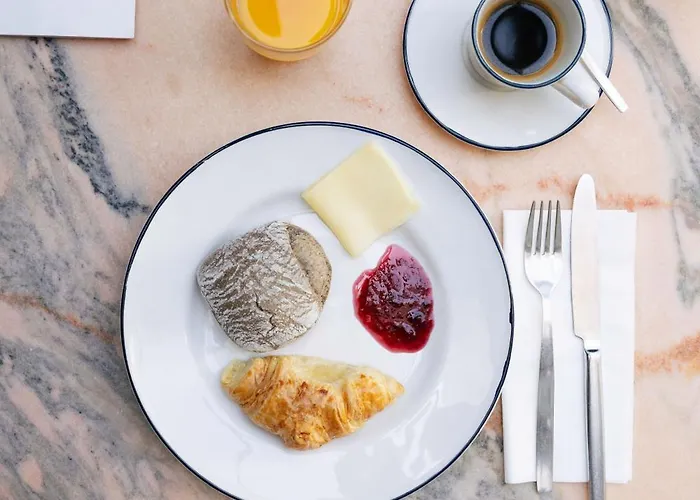 Esqina Cosmopolitan 4*