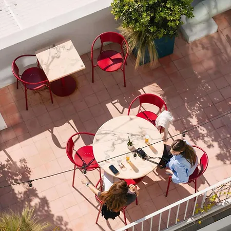 Esqina Cosmopolitan Hotel