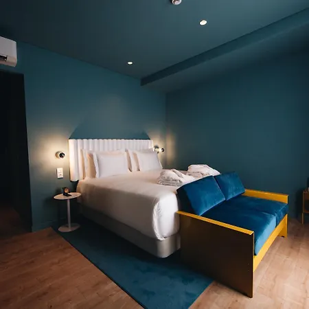 Esqina Cosmopolitan 4*